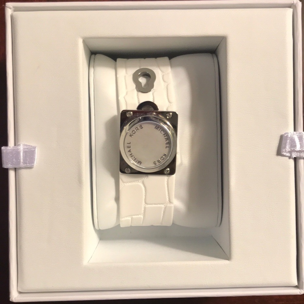 Michael Kors Acccess Activity Tracker